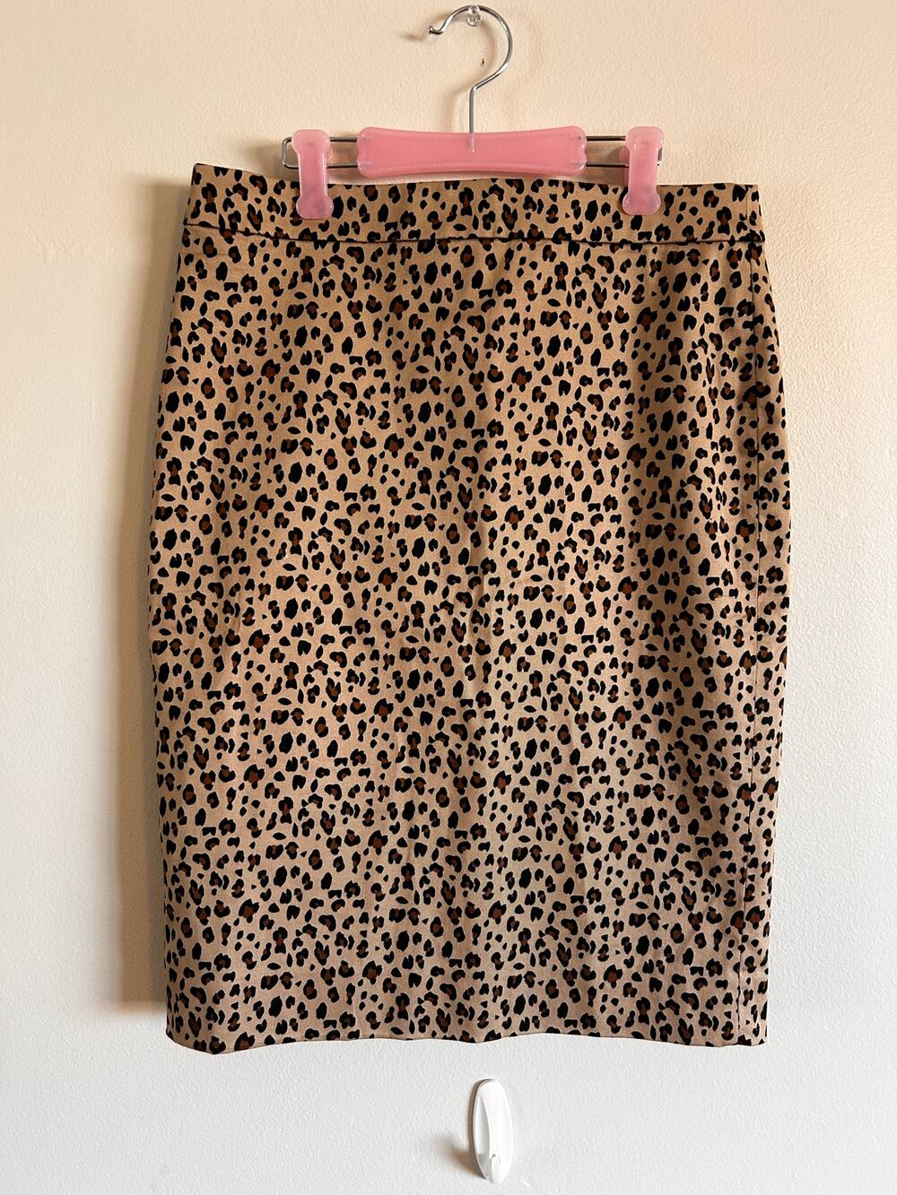 Women’s Size 4 Leopard Print Cotton Stretch Mini Skirt Back Zip Fitted